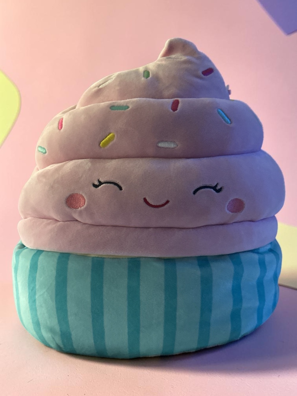 Squishmallows Diedre the Cupcake 12”